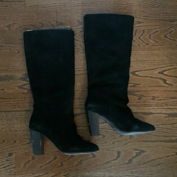 Heeled suede Boots- size 9 - Picture 1 of 4